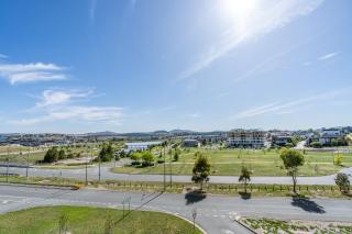 Relaxing 2BR Apt in North Point Complex - Weston Creek - 5