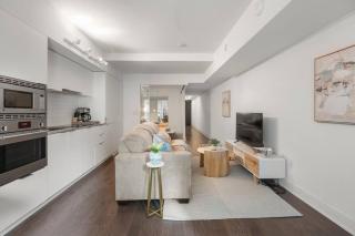 The Royal Nest in Downtown Toronto! - 8