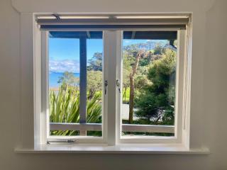 Karaka Bay Lodge - 7