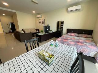 #11 Studio First Subang Mall SS15 Courtyard--2mins to SS15 LRT !2 PAX! - Subang Jaya - 4