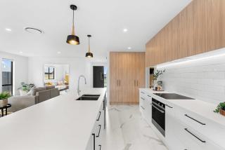 Stunning brand new 4-bedroom home in Christchurch - Christchurch - 5