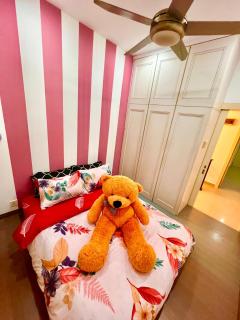 Teddy House with Kids Corner at Bukit Indah Near Legoland and EcoBotanic - Johor Bahru - 9