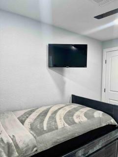 Affordable Modern Home Near Airport! Private AZ - 4