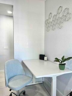 Affordable Modern Home Near Airport! Private AZ - 5