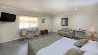 The Saltbush Motor Inn - Hay - 5