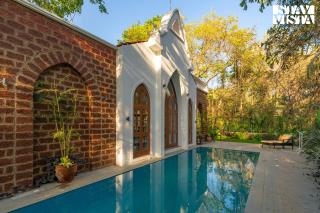 Kismet Villa- Comp Breakfast with Pvt Lawn & Pool by StayVista - Moira - 6