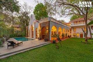 Kismet Villa- Comp Breakfast with Pvt Lawn & Pool by StayVista - Moira - 0
