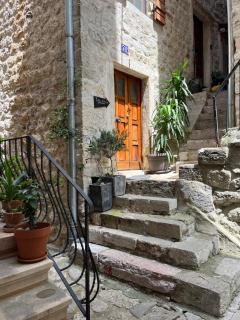HealthyStudio512 Apartments - Kotor (Cattaro) - 4