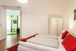 Stylish and huge Andrássy avenue apartament - 2