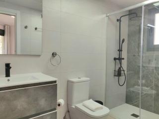 1º Línea de playa con piscina panorámica & parking - Málaga - 8