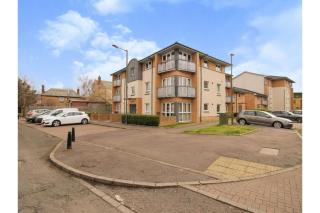 Discover Urban Oasis-Two Bedroom Flat - 7