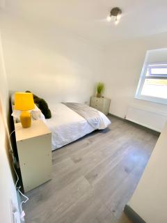 Spacious Gillingham Room with Private Ensuite - Gillingham - 8