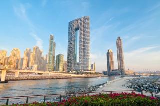 Livbnb - 1BR with Marina and Partial Sea View - Dubai - 7