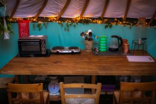 The Big Yurt - family glamping in the Cotswolds - 1