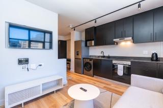 Tokyo Studio Apartments - Cape Town - 9