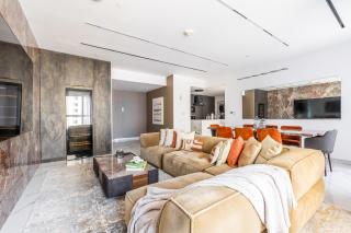 Seaside Elegance - NEW Luxury 3-Bedroom Apt in JBR - 0