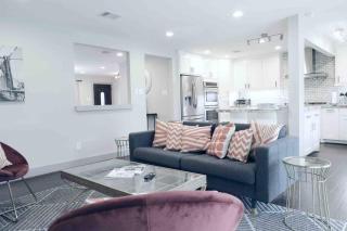 Luxurway Renovated Private Home 4bedroom 3bath - Houston - 6