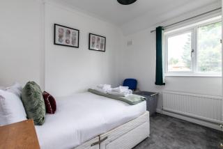 Charming 3-Bed Home in Nottingham - Prime Location - Nottingham - 1