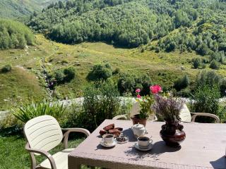 GuestHouse NaSHGOBI - Ushguli - 2