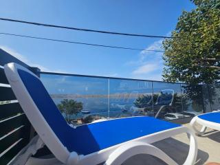 Beachfront House Ivana with Pool - renovated 2025 - Cesarica - 9