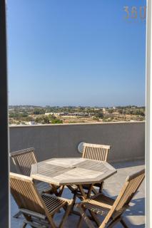 Stunning 1BR Apt with spacious private terrace by 360 Estates - Marsaskala - 7