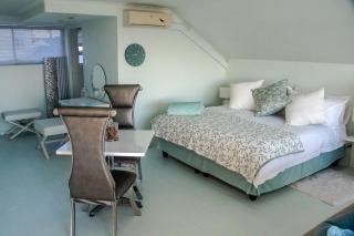 The Britannia Suite - 3