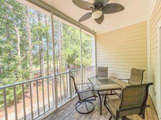 Pet Friendly Golf Paradise w Huge Pool and Hot Tub - North Myrtle Beach - 1