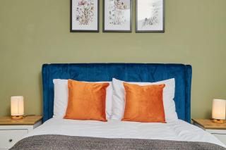 Spacious House In Stockton - Street Parking - Stockton-on-Tees - 2