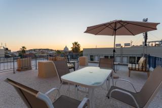 Central Mytilene City-View Apartment for 7 - Mitilene - 0
