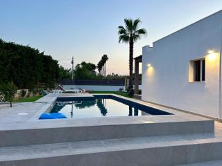 Elsa Holiday Home - 8