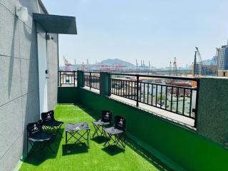 Playground 7 - Kid Jungle Gym, Oceanview, Parking lot - Busan - 1