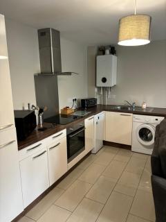 Two Bedrooms Two Bathrooms and Private Parking Rugby - Rugby - 5
