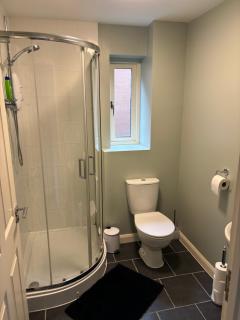 Two Bedrooms Two Bathrooms and Private Parking Rugby - Rugby - 4