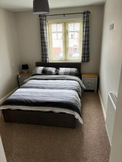 Two Bedrooms Two Bathrooms and Private Parking Rugby - Rugby - 1