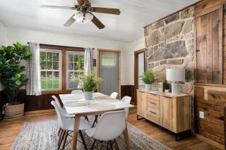 River Access w Hot Tub, Grill, WiFi, & Fire Pit! - Lost City - 3