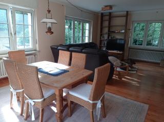 Privatzimmer im Landhaus mit großem Garten und Parkplatz - Reckershausen - 2