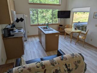 Bird House - Packwood - 1