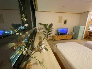 7,10 Hongik Univ Best location city view - 2