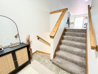 Cozy Weekend Home In Gardner - 2