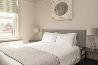 Woodberry Inn - 1