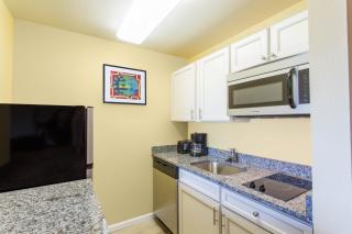 MainStay Suites Sterling near Dulles Town Center - Sterling - 9