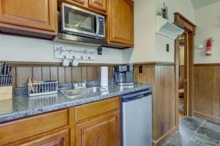 Village 37 Stone Cabin - Roundhill - 3