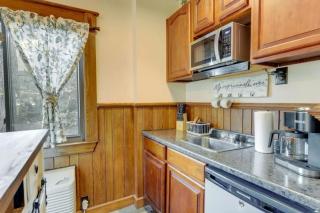 Village 37 Stone Cabin - Roundhill - 2