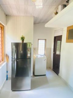 Mampilly Guest House - Kottayam - 7