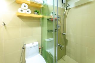 Amazing Condo Unit Shore 3 - walking distance to MOA - Pasay - 2 Beds - with 1 extra bed - with pool access - Manila - 4