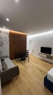 Tirana Central Apartments - Tirana - 9