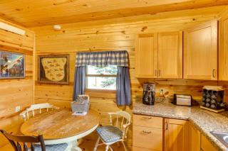 Deadwood Wolf Cabin with Fire Pit and Grill - 3