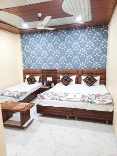 Hotel Ganga Sagar - 4