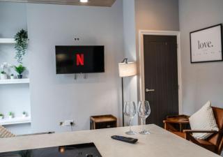 Captivating and Cosy 2BR House with Captivating Cathedral Views - Norwich - 6
