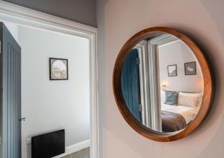 Captivating and Cosy 2BR House with Captivating Cathedral Views - Norwich - 2